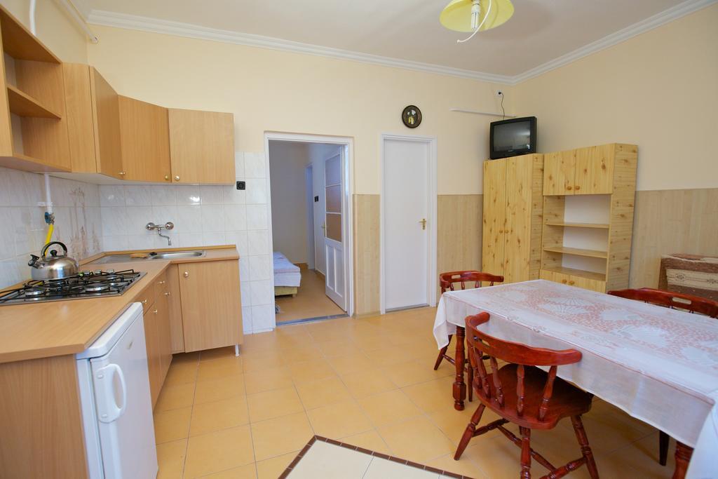 Ferenczi Apartament Hajduszoboszlo Phòng bức ảnh